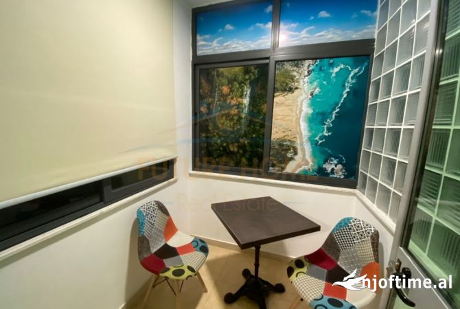 Shtepi ne shitje Apartament ne Tirane, Garsoniere, Mobilimi E mobiluar, Pagesa 182,400  Euro.