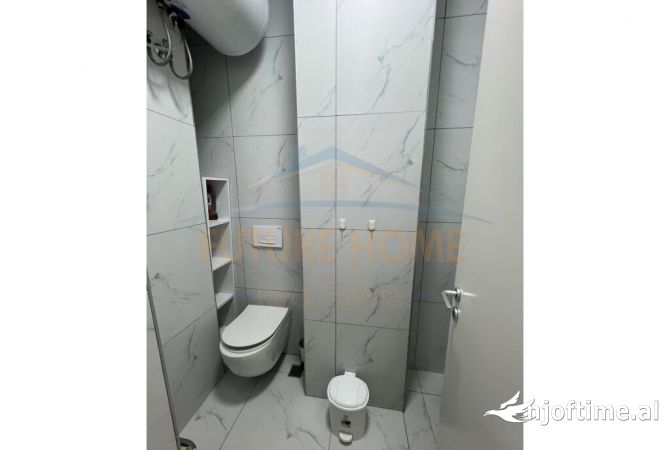 Shtepi ne shitje Apartament ne Tirane, Garsoniere, Mobilimi E mobiluar, Pagesa 78,000  Euro.