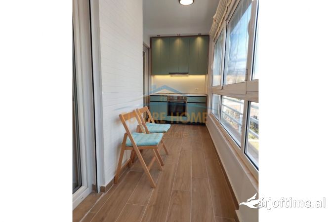 Shtepi me qera Apartament ne Tirane, 2+1, Mobilimi E mobiluar, Pagesa 1,000  Euro.