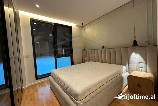 Shtepi ne shitje Apartament ne Tirane, 3+1, Mobilimi E mobiluar, Pagesa 416,000  Euro.