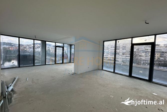 SHITET APARTAMENT 3+1+2 TEK LAKE VIEW 