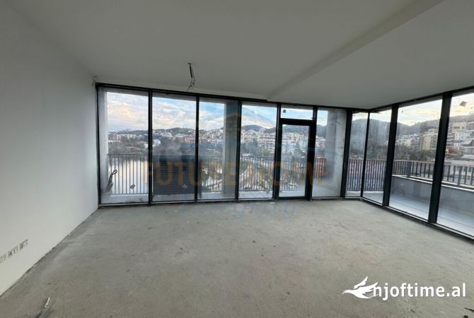 Shtepi ne shitje Apartament ne Tirane, 3+1, Mobilimi Bosh, pa mobiluar, Pagesa 614,100  Euro.