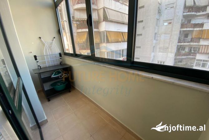 Shtepi me qera Apartament ne Tirane, 1+1, Mobilimi E mobiluar, Pagesa 500  Euro.