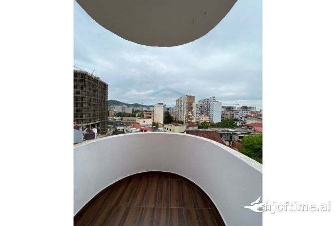 Shtepi ne shitje Apartament ne Tirane, 1+1, Mobilimi E mobiluar, Pagesa 155,000  Euro.