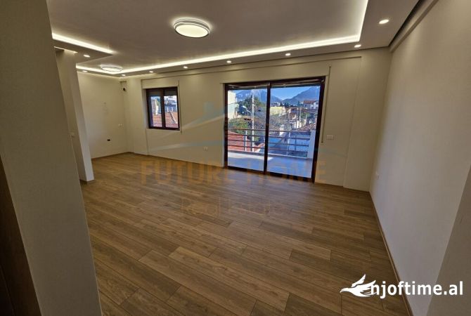 Apartment for sale in Tirana 2+1, Emty