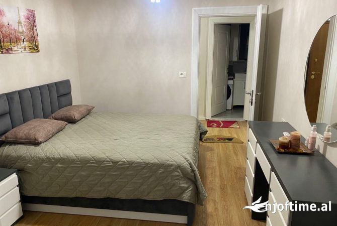 Shtepi me qera 1+1 ne Tirane - 450 Euro