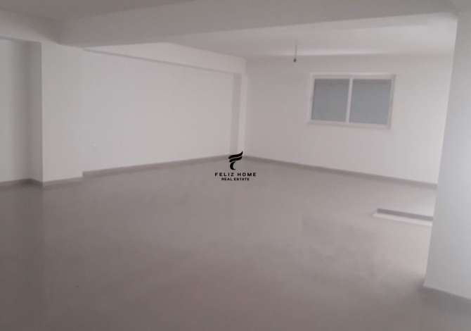 Ambient biznesi me qera 3+1 ne Tirane - 1,200 Euro