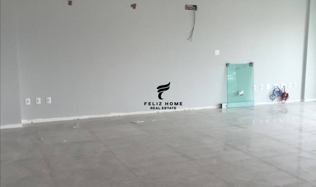 AMBIEN BINZESI ME QERA 113 M2 PORCELAN 2300 EURO