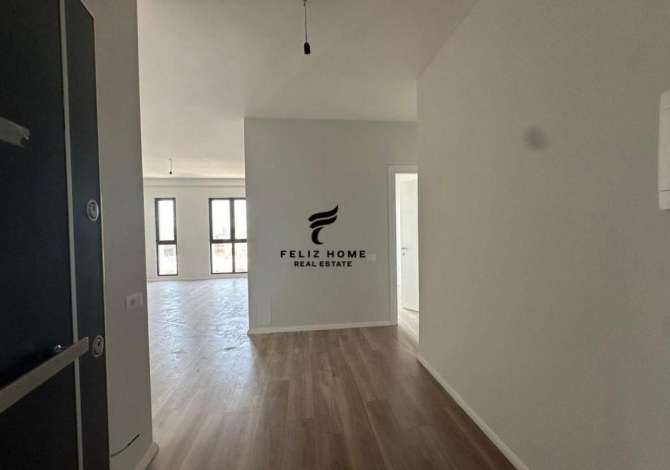 Ambient biznesi me qera 3+1 ne Tirane - 600 Euro