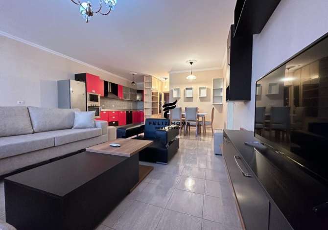 Shtepi me qera 2+1 ne Tirane - 700 Euro