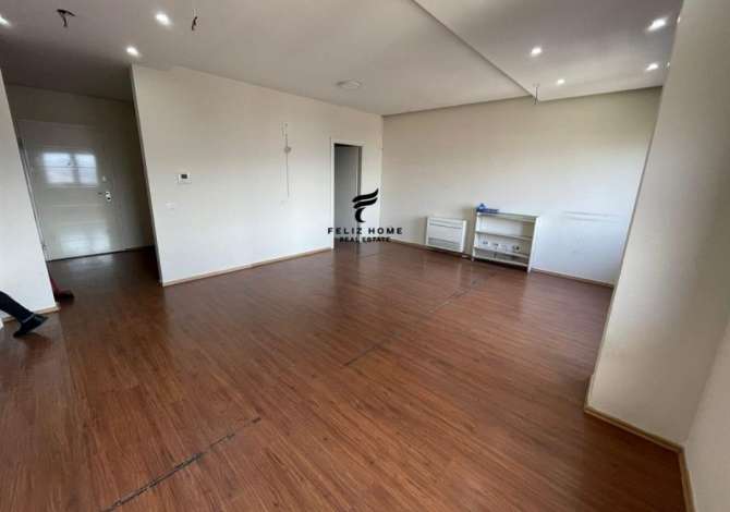 Ambient biznesi me qera 3+1 ne Tirane - 2,500 Euro