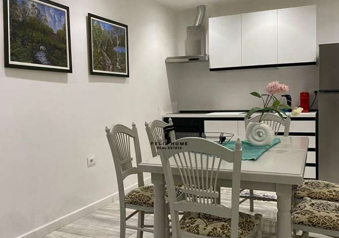 Shtepi me qera Duplex(shtepi me 2 kate) ne Tirane, 2+1, Mobilimi E mobiluar, Pagesa 1,300  Euro.