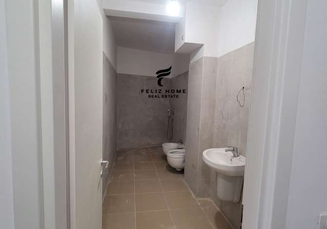 Shtepi ne shitje Apartament ne Tirane, 2+1, Mobilimi Bosh, pa mobiluar, Pagesa 223,000  Euro.