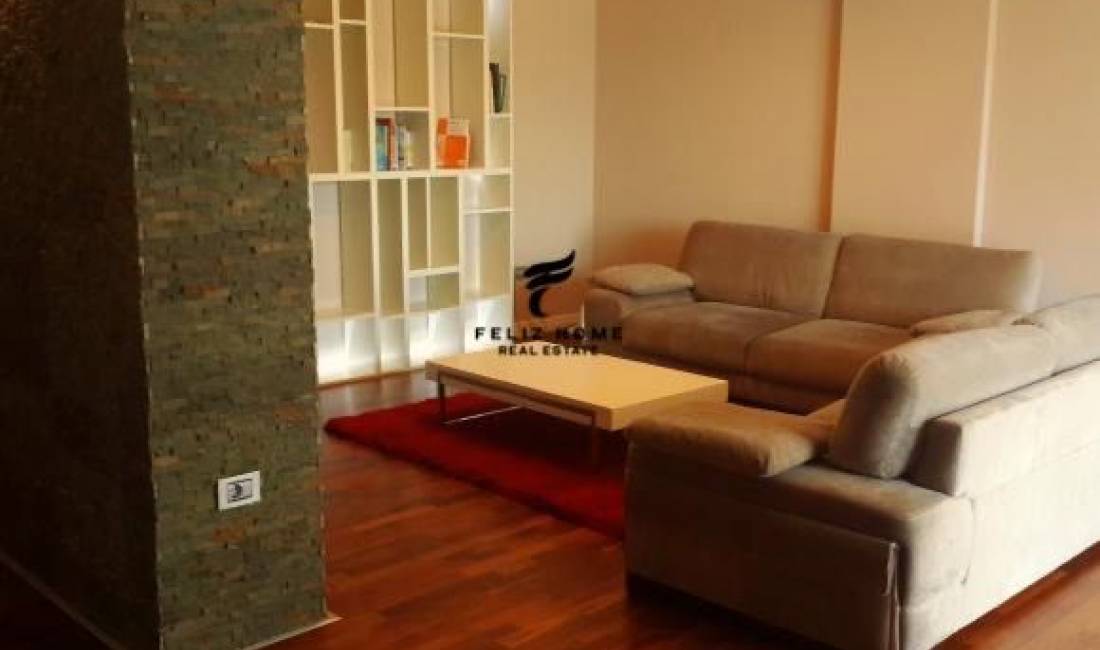 Shtepi me qera Apartament ne Tirane, 2+1, Mobilimi E mobiluar, Pagesa 600  Euro.