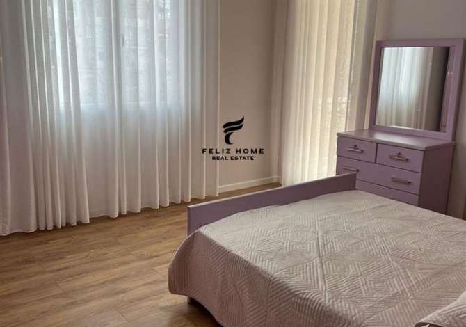 Shtepi me qera Apartament ne Tirane, 2+1, Mobilimi E mobiluar, Pagesa 800  Euro.