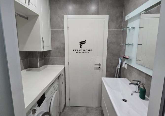 Shtepi ne shitje Apartament ne Tirane, 2+1, Mobilimi E mobiluar, Pagesa 257,000  Euro.