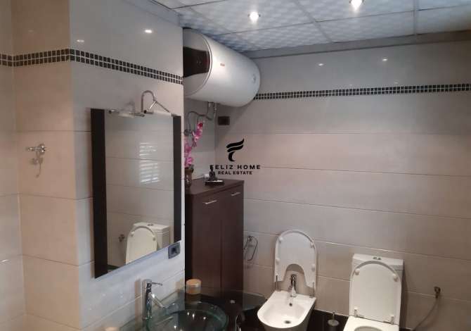 Shtepi me qera Apartament ne Tirane, 3+1, Mobilimi E mobiluar, Pagesa 90,000  Leke.