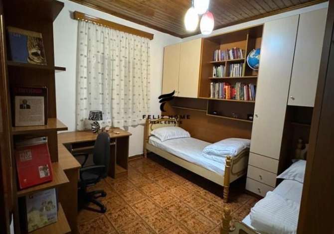 Shtepi me qera 2+1 ne Tirane - 700 Euro