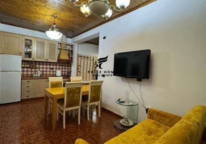 Shtepi me qera 2+1 ne Tirane - 700 Euro