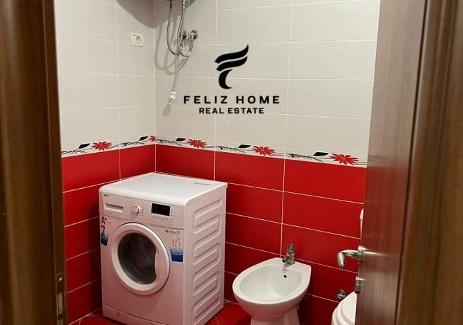 Shtepi ne shitje Apartament ne Tirane, 2+1, Mobilimi E mobiluar, Pagesa 157,000  Euro.