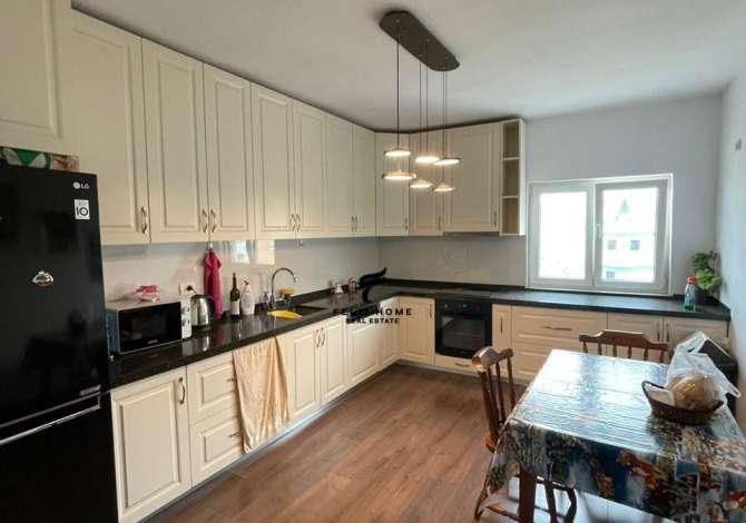 Shtepi me qera 2+1 ne Tirane - 800 Euro