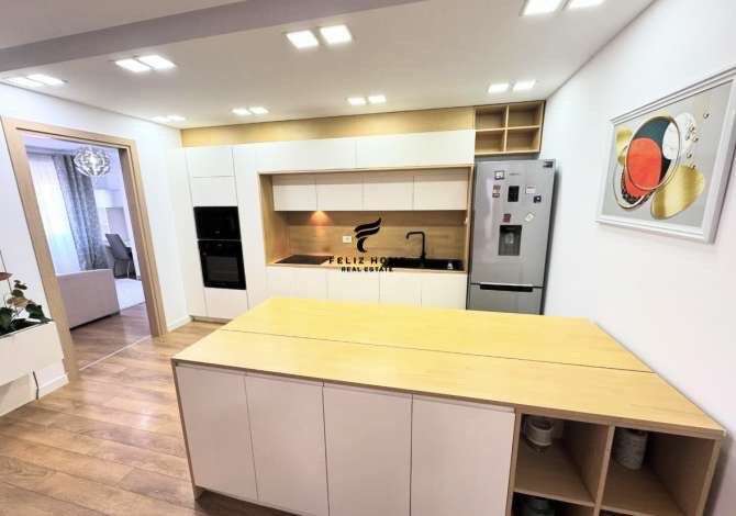Shtepi me qera 2+1 ne Tirane - 800 Euro