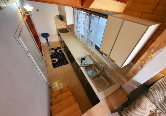 Shtepi ne shitje Apartament ne Tirane, 2+1, Mobilimi E mobiluar, Pagesa 140,000  Euro.