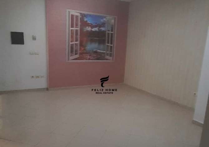 Ambient biznesi me qera 3+1 ne Tirane - 400 Euro