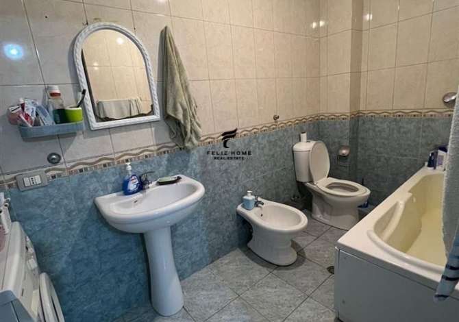 Shtepi me qera Apartament ne Tirane, 2+1, Mobilimi E mobiluar, Pagesa 450  Euro.