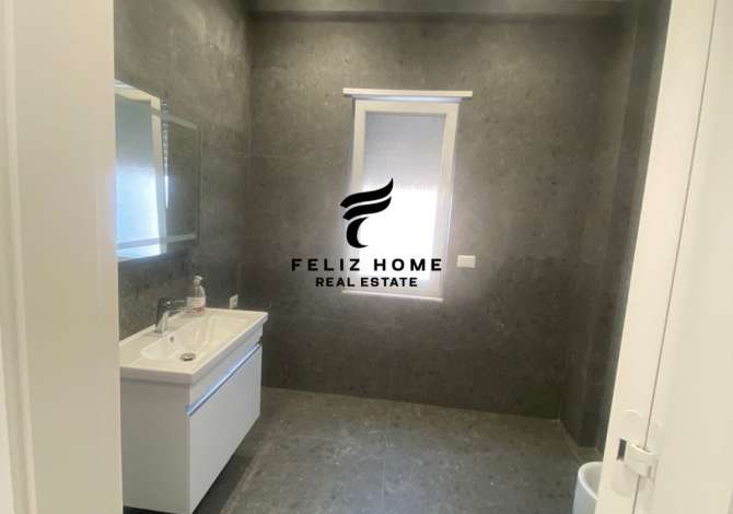 ZYRE ME QERA 140 M2 SELVIA 1.600 EURO