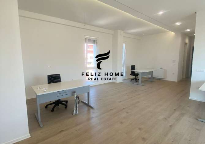 Ambient biznesi me qera 3+1 ne Tirane - 1,600 Euro