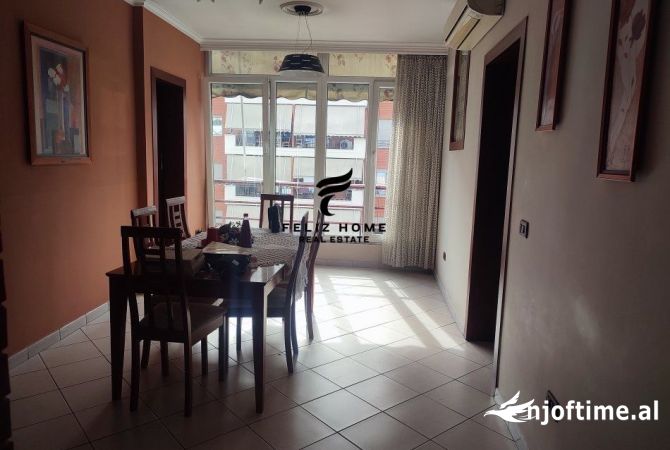 Shtepi me qera 2+1 ne Tirane - 750 Euro