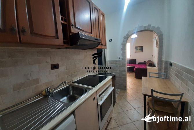 Shtepi me qera 1+1 ne Tirane - 470 Euro