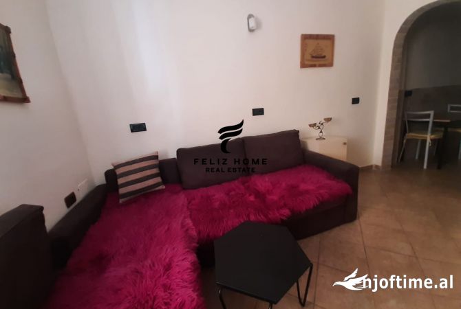 Shtepi me qera 1+1 ne Tirane - 470 Euro
