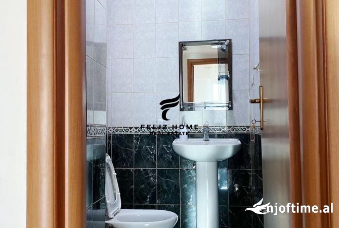 Shtepi me qera Apartament ne Tirane, 2+1, Mobilimi E mobiluar, Pagesa 750  Euro.