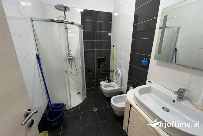 Shtepi me qera Apartament ne Tirane, 2+1, Mobilimi E mobiluar, Pagesa 500  Euro.