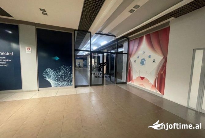 Ambient biznesi me qera 3+1 ne Tirane - 7,000 Euro