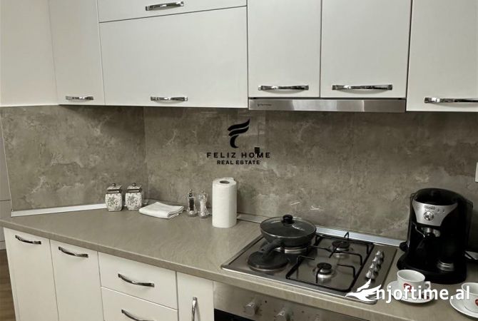 Shtepi me qera 2+1 ne Tirane - 750 Euro
