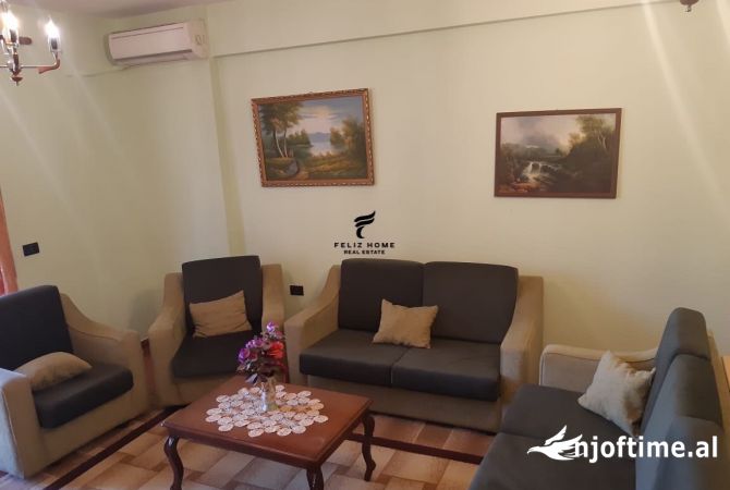 Shtepi me qera 2+1 ne Tirane - 700 Euro