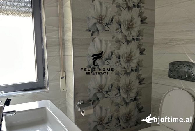 Shtepi me qera Apartament ne Tirane, 2+1, Mobilimi E mobiluar, Pagesa 650  Euro.