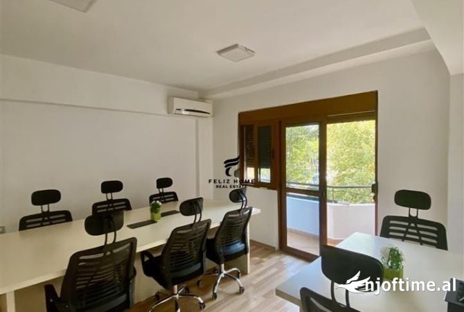 Ambient biznesi me qera 3+1 ne Tirane - 900 Euro