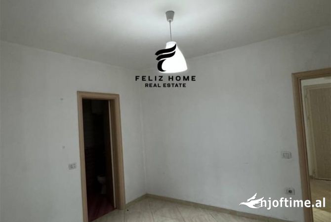 Ambient biznesi me qera 3+1 ne Tirane - 500 Euro