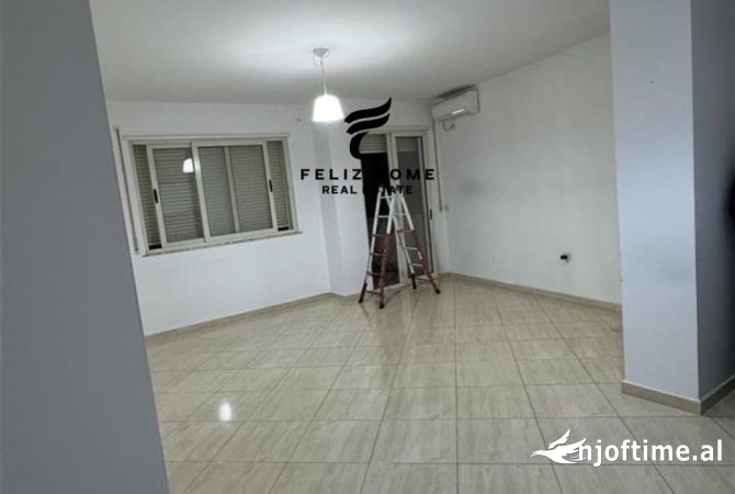 Ambient biznesi me qera 3+1 ne Tirane - 500 Euro