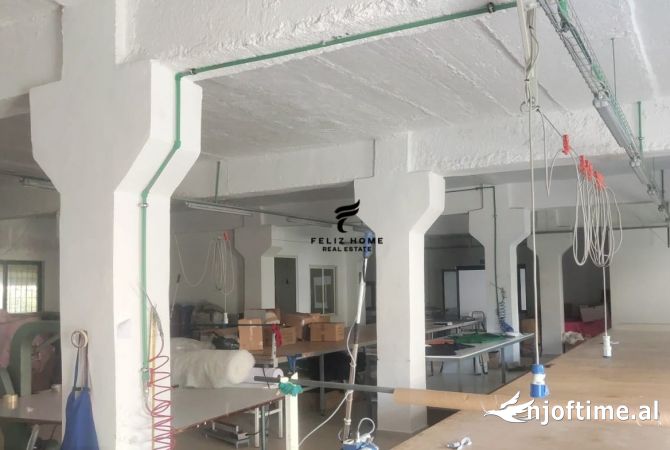 Ambient biznesi me qera 4+1 ne Tirane - 2,900 Euro