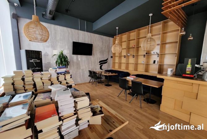 Ambient biznesi me qera 3+1 ne Tirane - 1,500 Euro