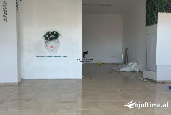 Ambient biznesi me qera 1+1 ne Tirane - 700 Euro