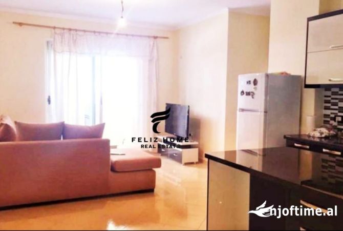 Shtepi me qera 2+1 ne Tirane - 700 Euro