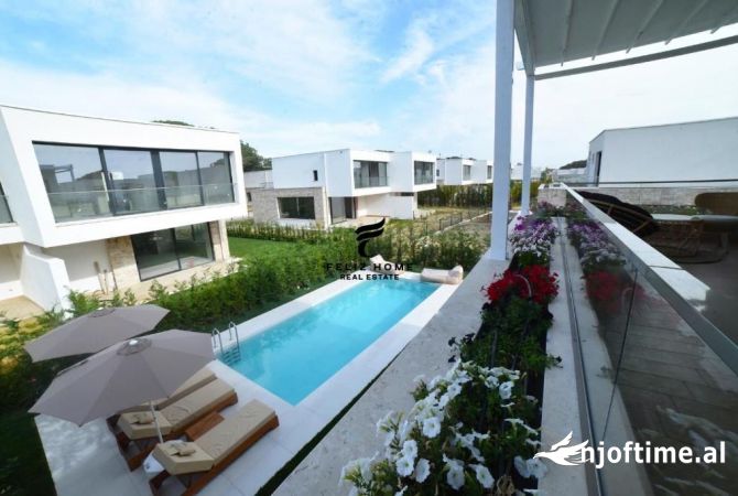House for Sale 4+1 in Durres - 1,100,000 Euro