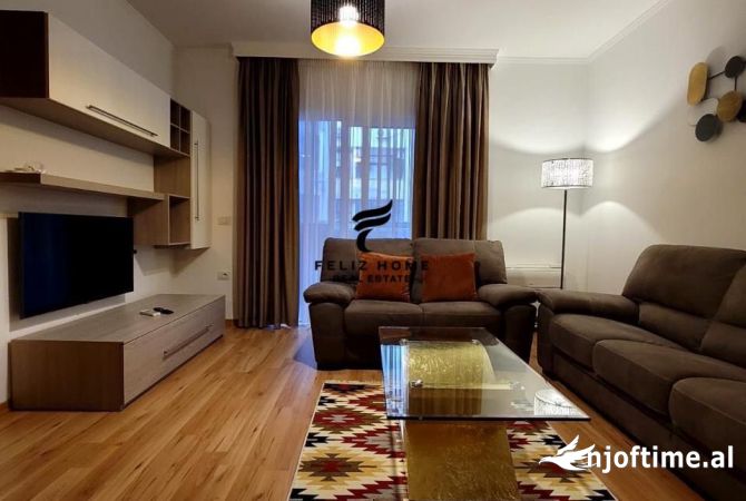 Shtepi me qera 2+1 ne Tirane - 1,200 Euro