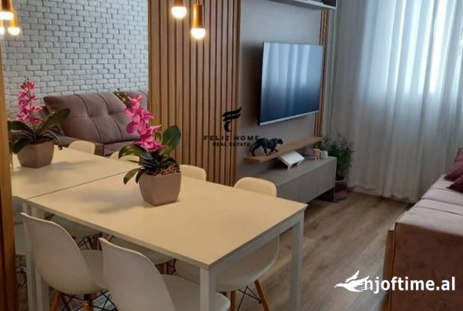 Shtepi me qera 3+1 ne Tirane - 60,000 Leke